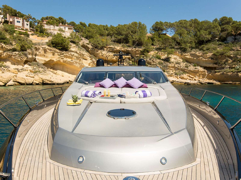 hooligan yacht mallorca