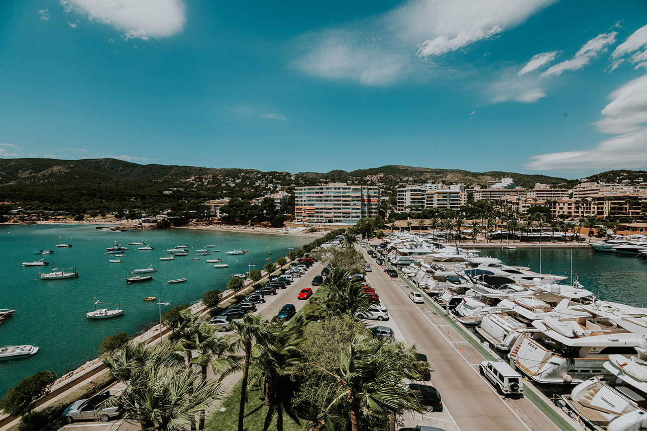 30m Berth Puerto Portals - Lamprell Marine - Mallorca