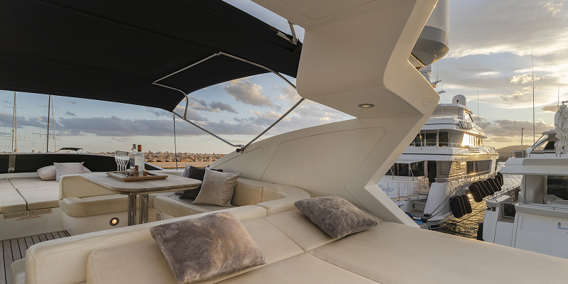 Abacus70_Auri_yacht_charter_mallorca_flybridge_sunbathing
