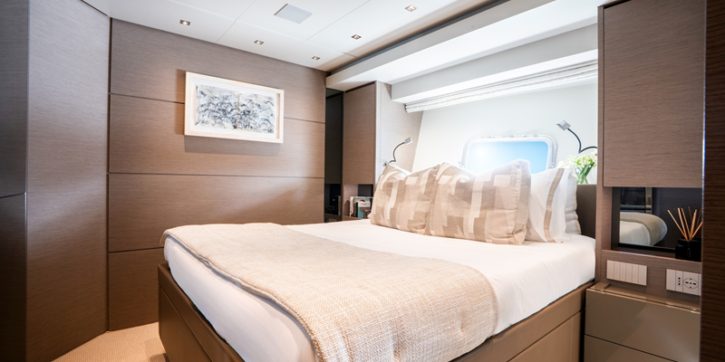 Aura I San Lorenzo yacht for charter Mallorca cabin side view