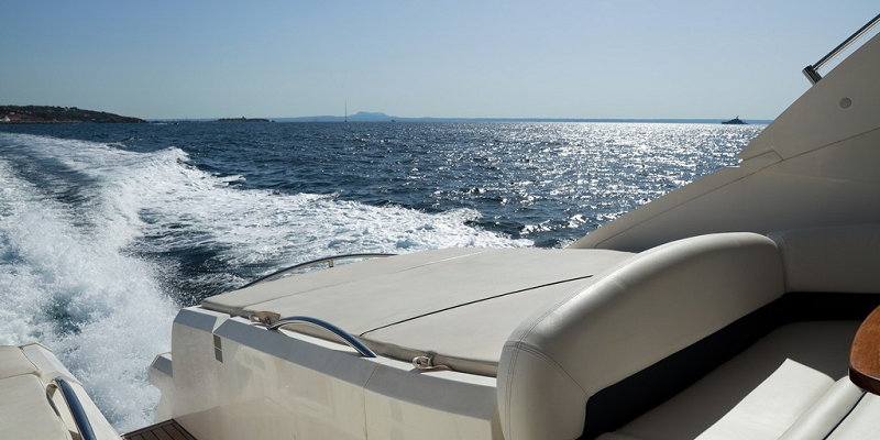 Azimut 68 yacht for sale exterior