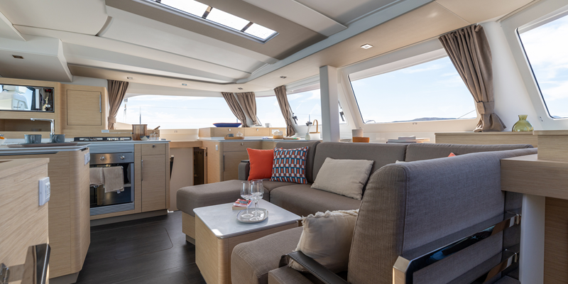 Catamaran Charter Mallorca Fountaine Pajot 44ft aft area