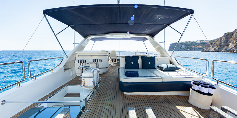 Ehthele_Elegance_78_Yacht_Charter_Andratx_flybridge