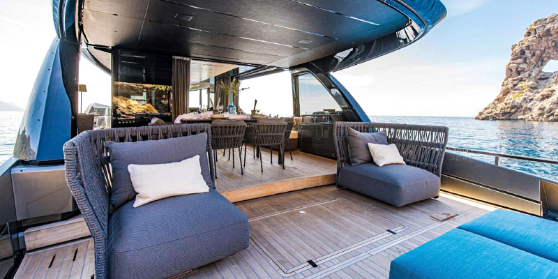 Explorer 62_Exterior View_yacht_charter_Mallorca__