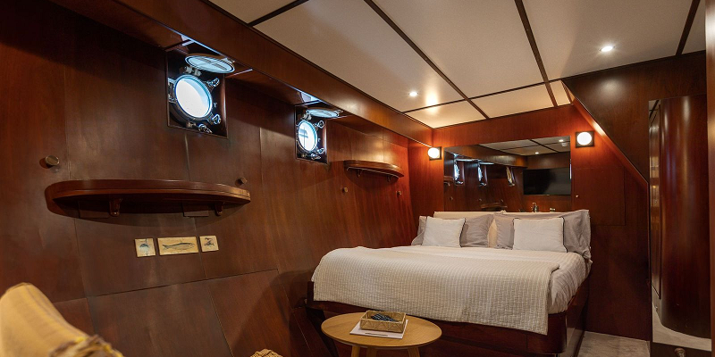 Fairmile Yacht Charter Alcudia Mallorca Classic Double cabin