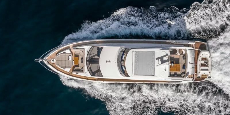 La Nonno Sunseeker_Yacht Charter Mallorca_aerial shot cruising