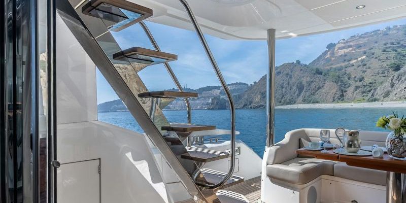La Nonno Sunseeker_Yacht Charter Mallorca_beautiful views of the mountains