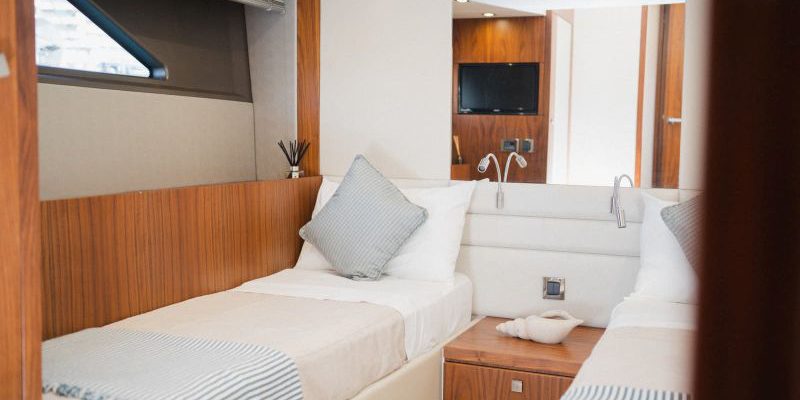 La Nonno Sunseeker_Yacht Charter Mallorca_twin cabin