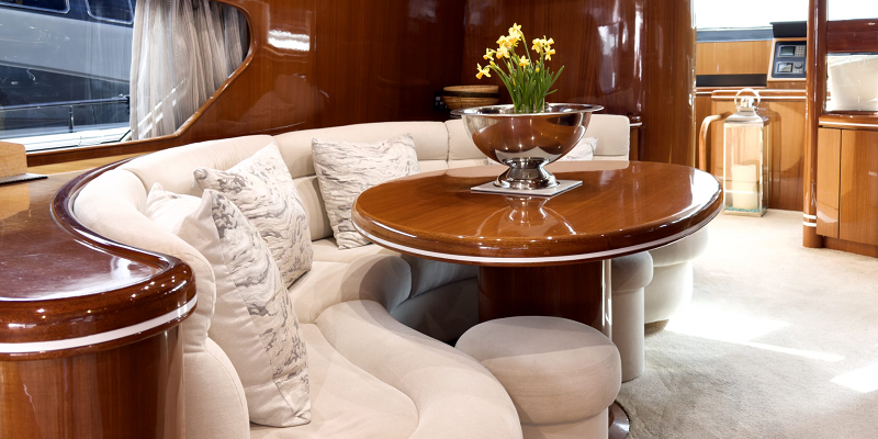 Lamprell Marine charter yacht Elegnace 76 Queen 1