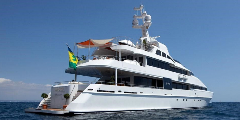 Life Saga Superyacht for charter Lamprell Marine luxury exterior view Heesen