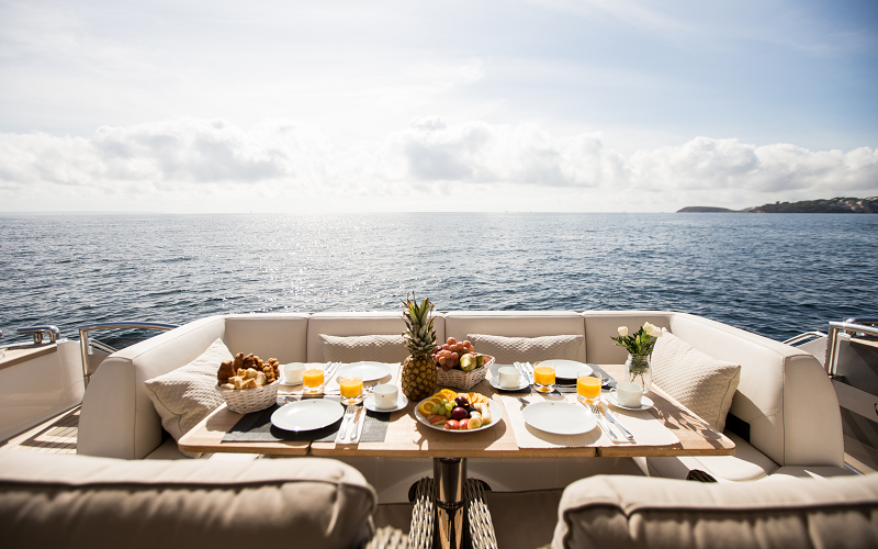 charter yacht serving breakfast