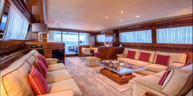 Mondomarine_saloon_aft