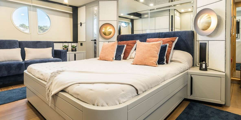 Roman Muse 74 Master cabin on yacht Rodman Muse Mr Corn