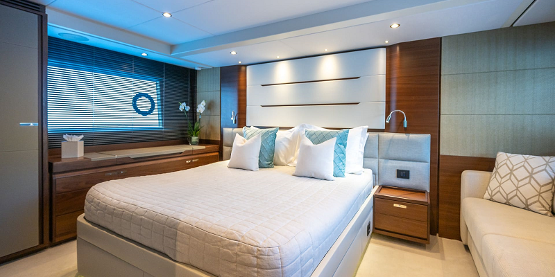 Princess 68 Zen yacht charter Mallorca cabin photo 2