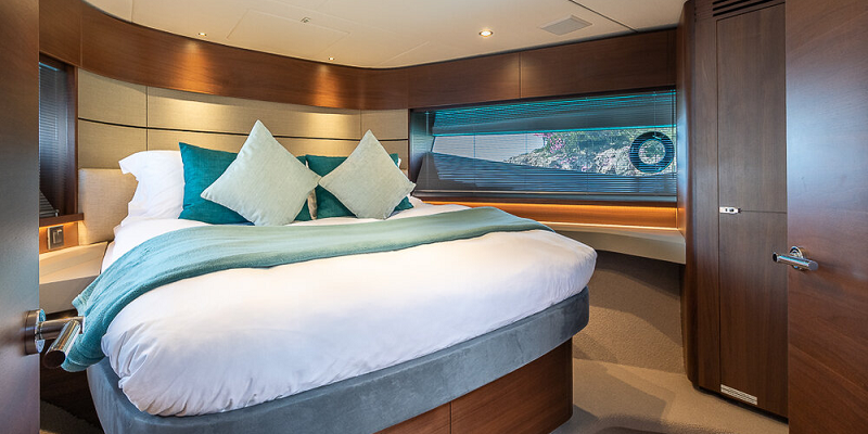 Princess60-Aquavista-yacht-charter-mallorca-cabin