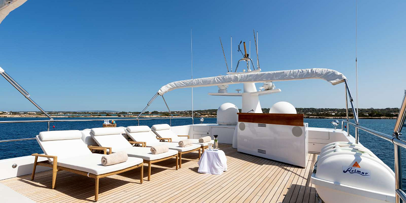 Flybridge of yacht semaya for charter in Mallorca