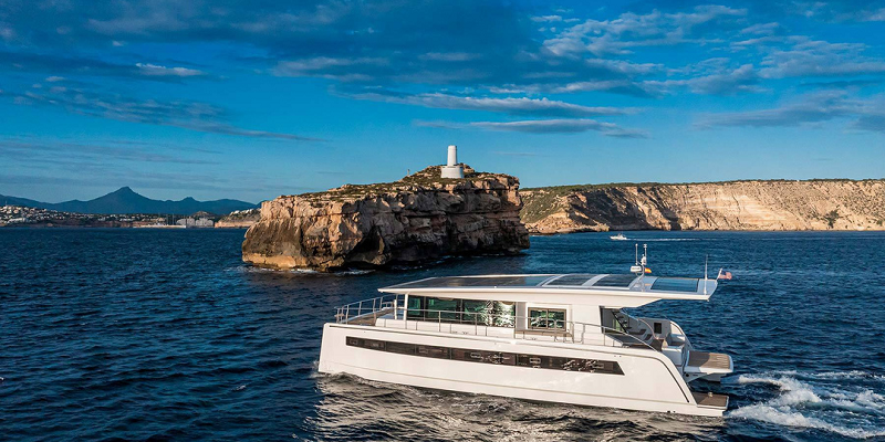 Silent_Dream_Yacht_Charter_Mallorca_Catamaran_Exterior
