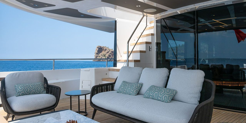 Sunseeker 88 Haley Jane yacht for charter in Soller Mallorca aft