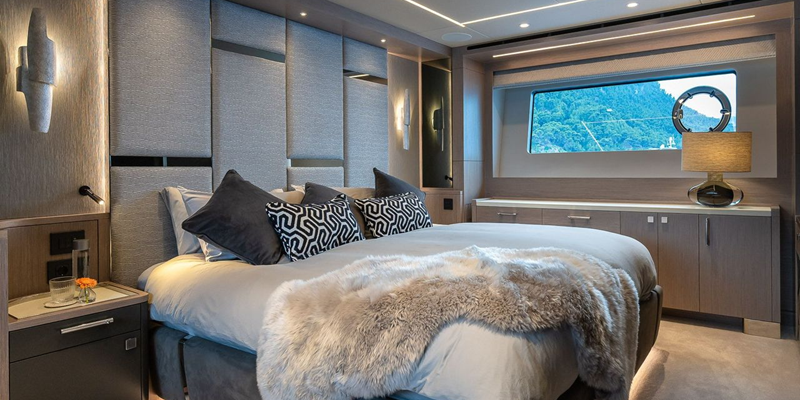 Sunseeker 88 Haley Jane yacht for charter in Soller Mallorca cabin