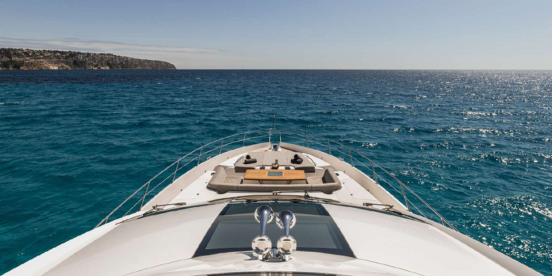 Sunseeker-Seawater-Luxury-Yacht-Charter-Mallorca-bow