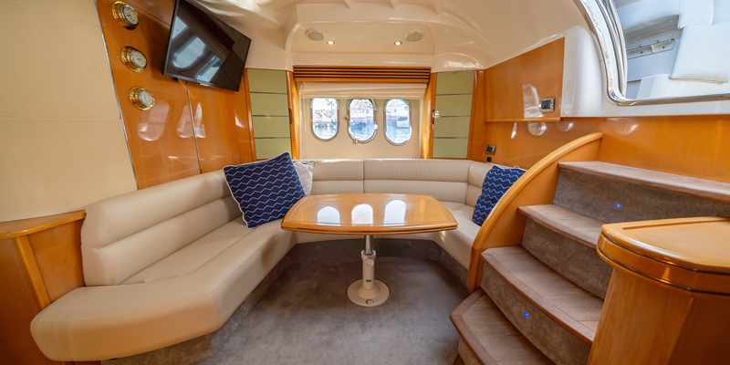 Toosh_Calanova_Yacht_Charter_Mallorca_Absolute_45_interior_saloon