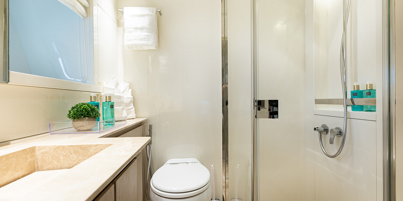 En-suite bathroom on San Lorenzo 76