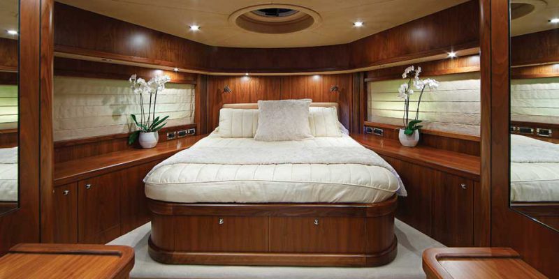 ss-82-vip-bedroom-0__sunseeker-82