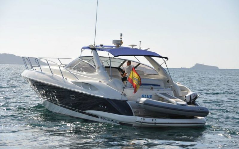 Sunseeker bareboat charter